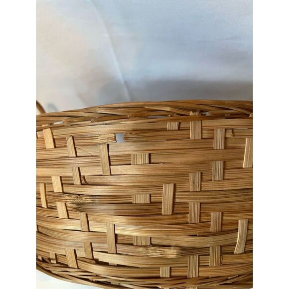 Wicker Basket  Easter Basket - Picture 5 of 11